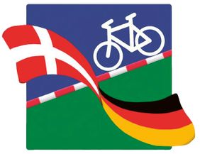 Logo der Grenzroute mit deutscher und dänischer Flagge und Schlagbaum